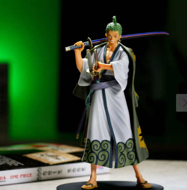 Figurine manga roronoa zoro one piece